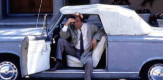 Columbo mit seinem Peugeot 403 Cabrio