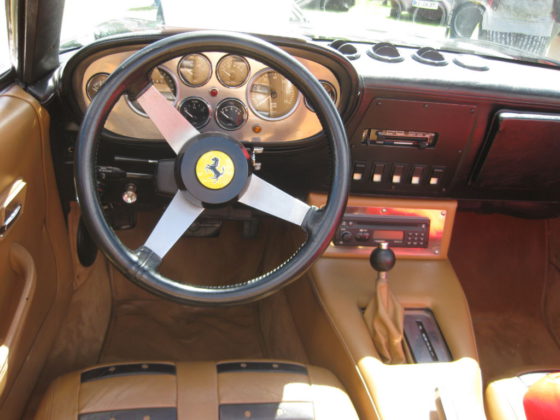 Cockpit Ferrari Daytona Miami Vice